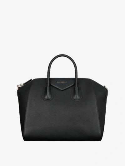 Givenchy Sac Antigona Médium En Cuir Grainé In Black