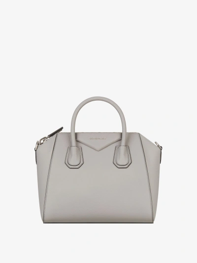 Givenchy Sac Antigona Petit Modèle En Cuir Grainé In Neutral