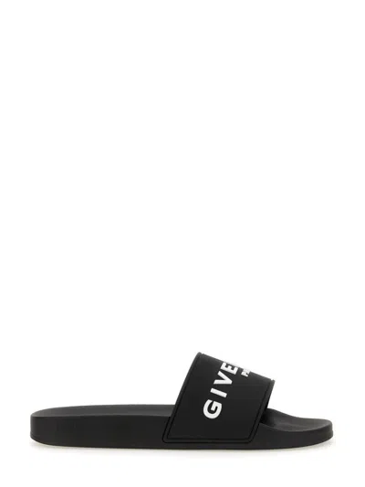 Givenchy Sandalo Slide Con Logo In Black
