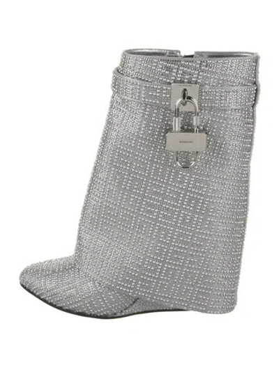 Pre-owned Givenchy Satin Printed Rain Boots