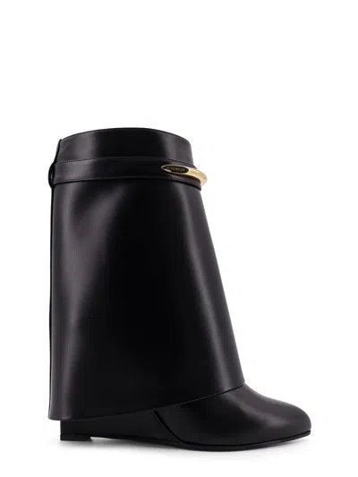 Givenchy Shark Leather Boots In Black