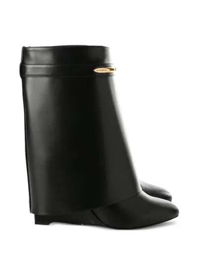 Givenchy Shark Pinch Boots In Leather In Black