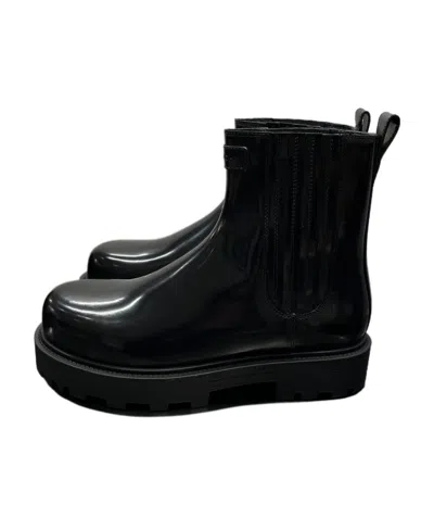 Givenchy Show Leather Chelsea Boots In Black