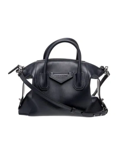 Pre-owned Givenchy Signature Antigona In Black