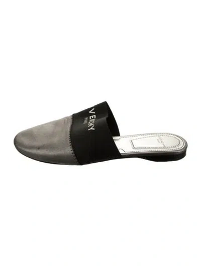 Pre-owned Givenchy Signature Logo Leather Mules In Grey