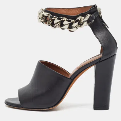Pre-owned Givenchy Size 37 Black Leather Chain Embellished Ankle Strap Sandals
