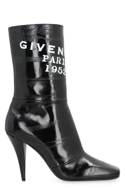 GIVENCHY GIVENCHY SLICED SQUARE GIVENCHY TAPE IN LEATHER