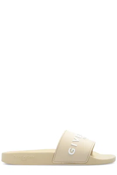 GIVENCHY FEAR OF GOD ESSENTIALS 90S FIT T-SHIRT