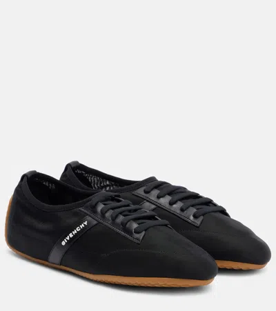 Givenchy Slim Leather-trimmed Sneakers In Black