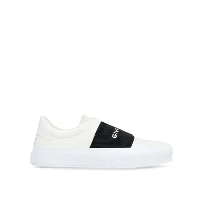 Givenchy Slip-on City Sport Sneakers With Embroidered Logo In White