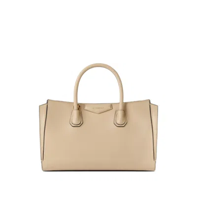 Givenchy Small Antigona Catchall Bag In Shiny Grained Leather In Red