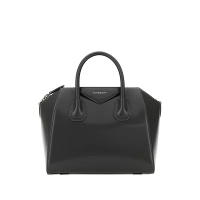Givenchy Small Antigona Leather Handbag In Black