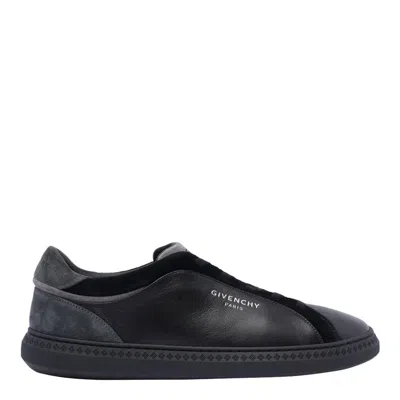 Givenchy Sneakers In Black