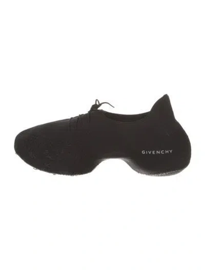 Pre-owned Givenchy Sneakers In Black