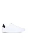Givenchy Men Leather Sneakers With 4g Metal Logo In Blanco