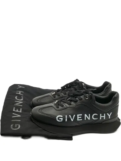 Pre-owned Givenchy Spectre Runner Leather Sneakers In Black