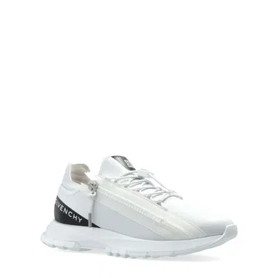 Givenchy Spectre Runner Sneaker For Men In White