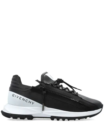 Givenchy Spectre Runner Sneakers In Blackwhite