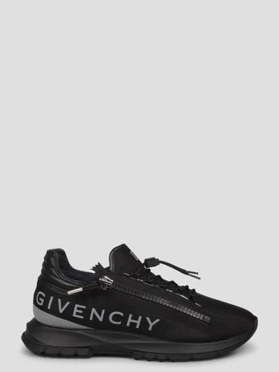 Givenchy Spectre Runner Trainers In Black