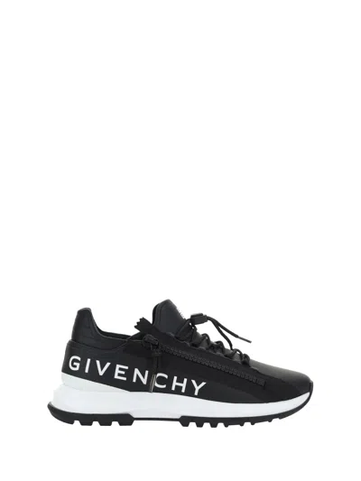 Givenchy Spectre Runner Sneakers In Black