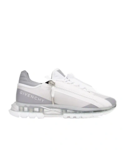 GIVENCHY GIVENCHY SPECTRE RUNNER SNEAKERS