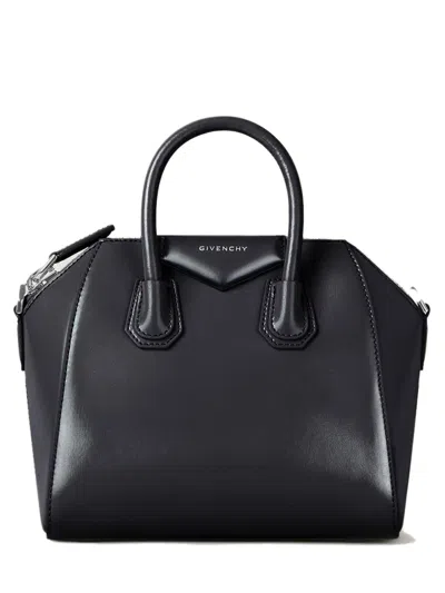 Givenchy Stylish Mini Bag With Adjustable Strap - 26 Cm X 19 Cm X 13 Cm In Nero