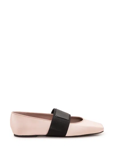 Givenchy Stylish Sliced Square Ball Sandals In Animal Print