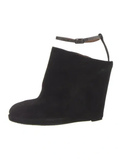Pre-owned Givenchy Suede Mules In Black