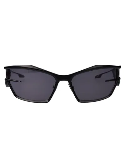 Givenchy Sunglasses Gv40066 U 01 A In 01a Shiny Black / Smoke