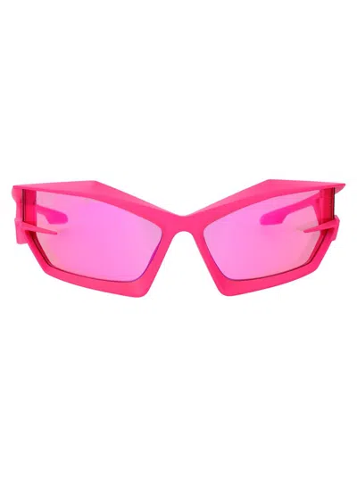 Givenchy Sunglasses Gv40049 I 73 Y In 73y Matte Pink / Violet