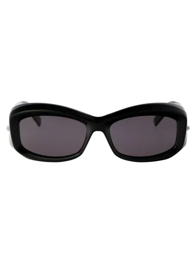 Givenchy Sunglasses Gv40044 U 01 A In Black