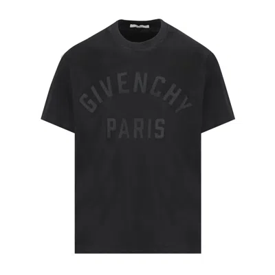Givenchy T-shirt In Black