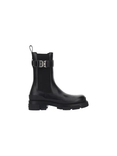Givenchy Terra Chelsea Boots In Black