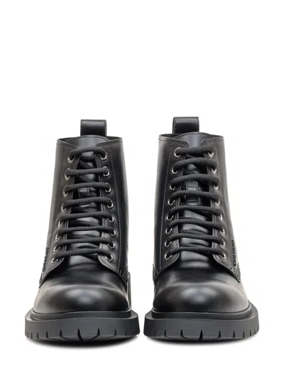 Givenchy Chunky Sole Leather Ankle Boots With Pull Tab In Black