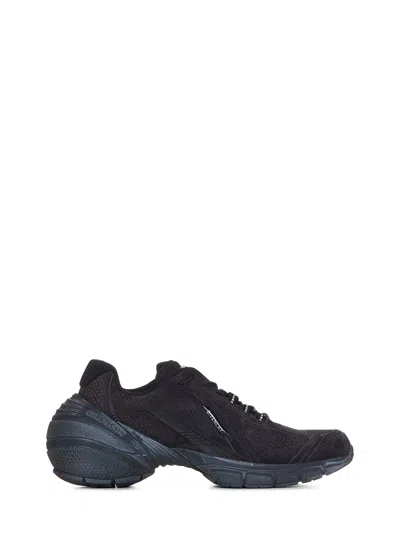 GIVENCHY TK-MX RUNNER BLACK TRAINER