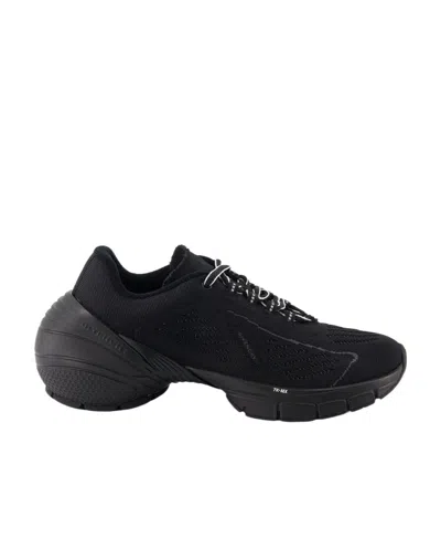 GIVENCHY TK-MX RUNNER PANELLED-DESIGN SNEAKERS