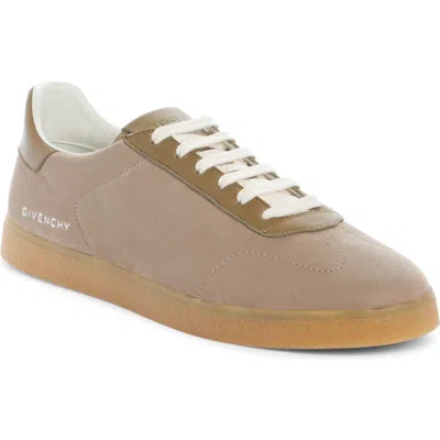 Givenchy Town Low Top Sneakers Khaki In Neutrals