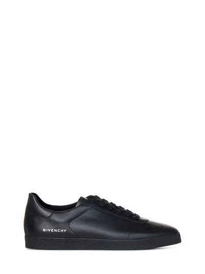 Givenchy Town Sneakers In Black