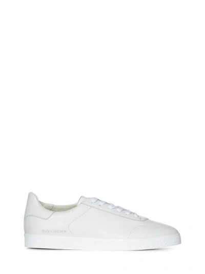 GIVENCHY TOWN WHITE CALFS LEATHER LOW-TOP SNEAKERS