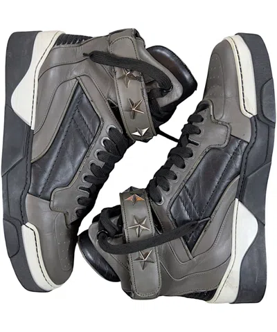 Pre-owned Givenchy Tyson Star Strap High Top Sneakers Black Gray White