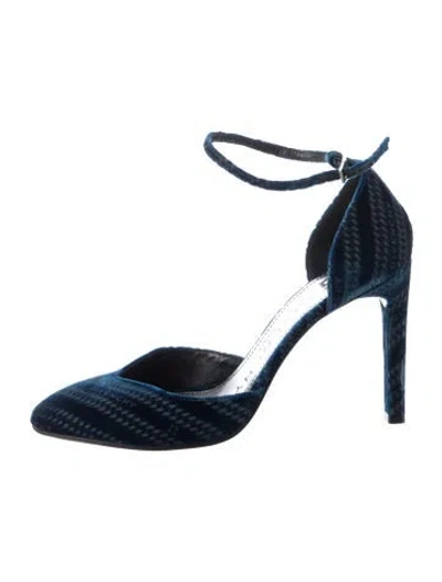 Pre-owned Givenchy Velvet Houndstooth Print Pumps In Blue