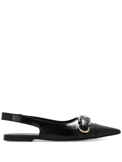 GIVENCHY Voyou Slingback Flagivenchy
Slippers Voyou A Punta