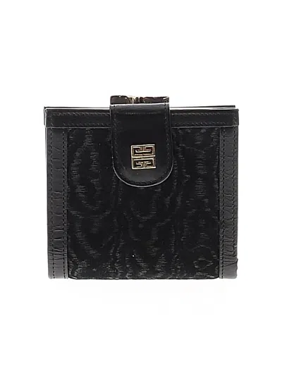 Pre-owned Givenchy Wallet In Black