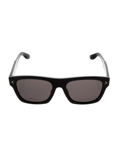 Pre-owned Givenchy Wayfarer Tinted Sunglasses In Black