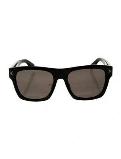 Pre-owned Givenchy Wayfarer Tinted Sunglasses In Black