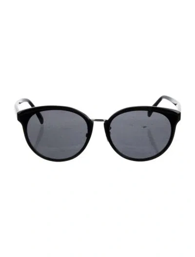Pre-owned Givenchy Wayfarer Tinted Sunglasses In Black