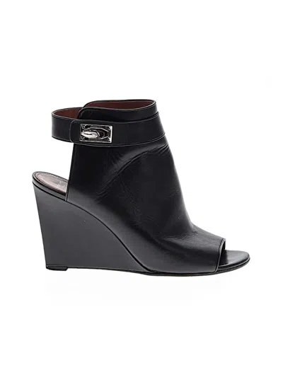 Pre-owned Givenchy Wedges In Black
