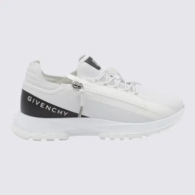GIVENCHY GIVENCHY WHITE AND BLACK SNEAKERS