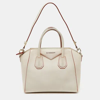 Pre-owned Givenchy White Leather Small Antigona Satchel