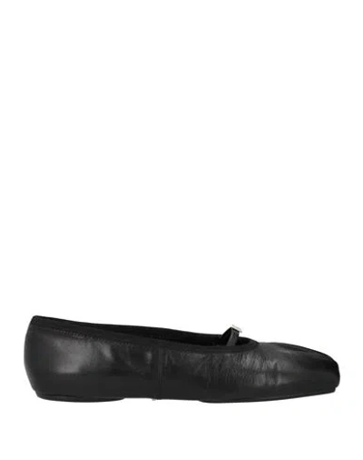 Givenchy 4g-plaque Pleated Ballerina Shoes In Black